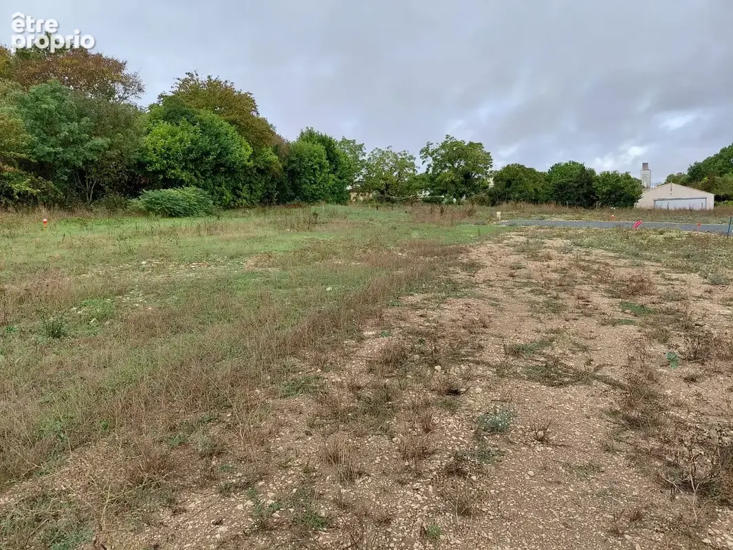 Photo Terrain à Tonnay-Boutonne au prix de 39 910€