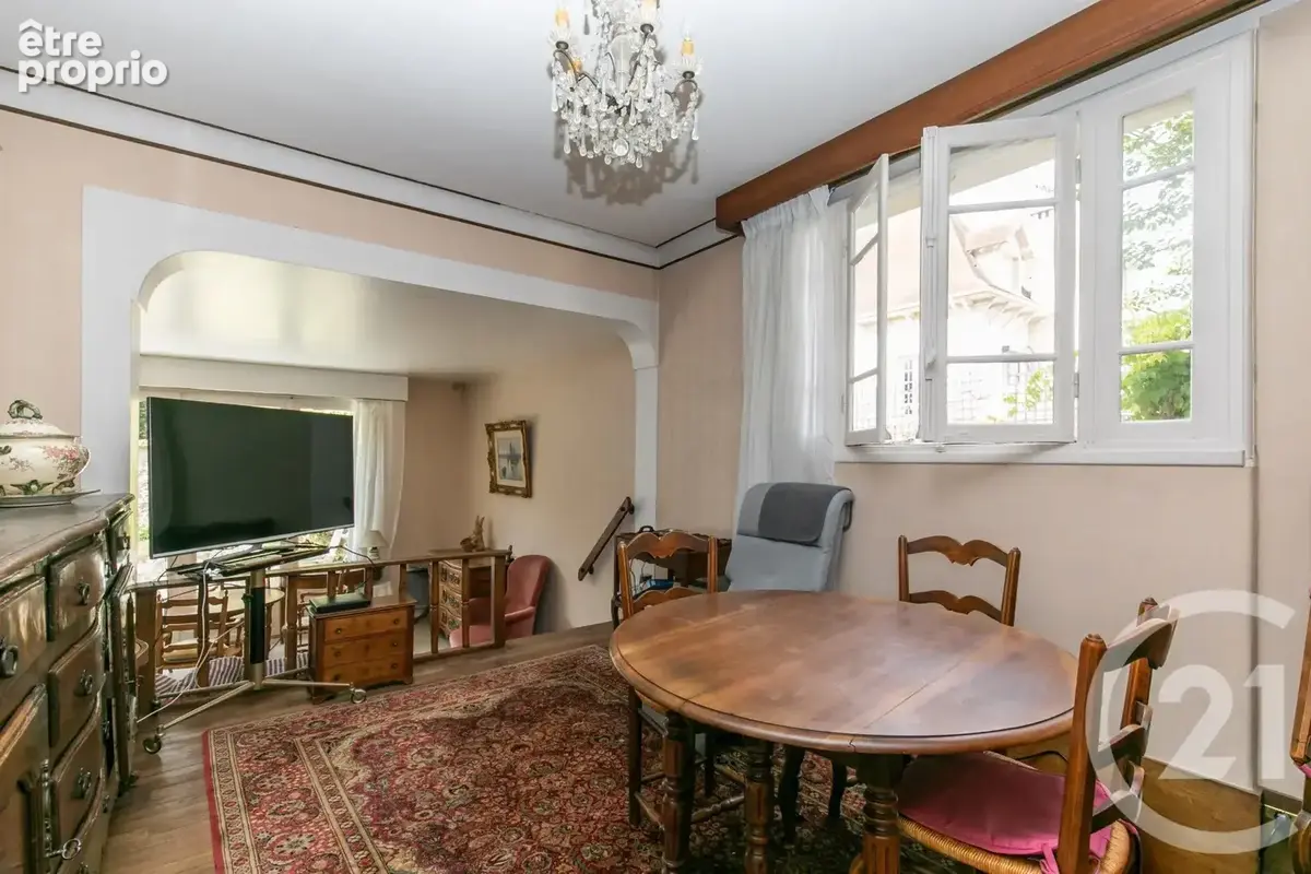 Maison 8 pièces 186 m² à vendre à Saint-Maur-Des-Fosses (94100) - photo 25
