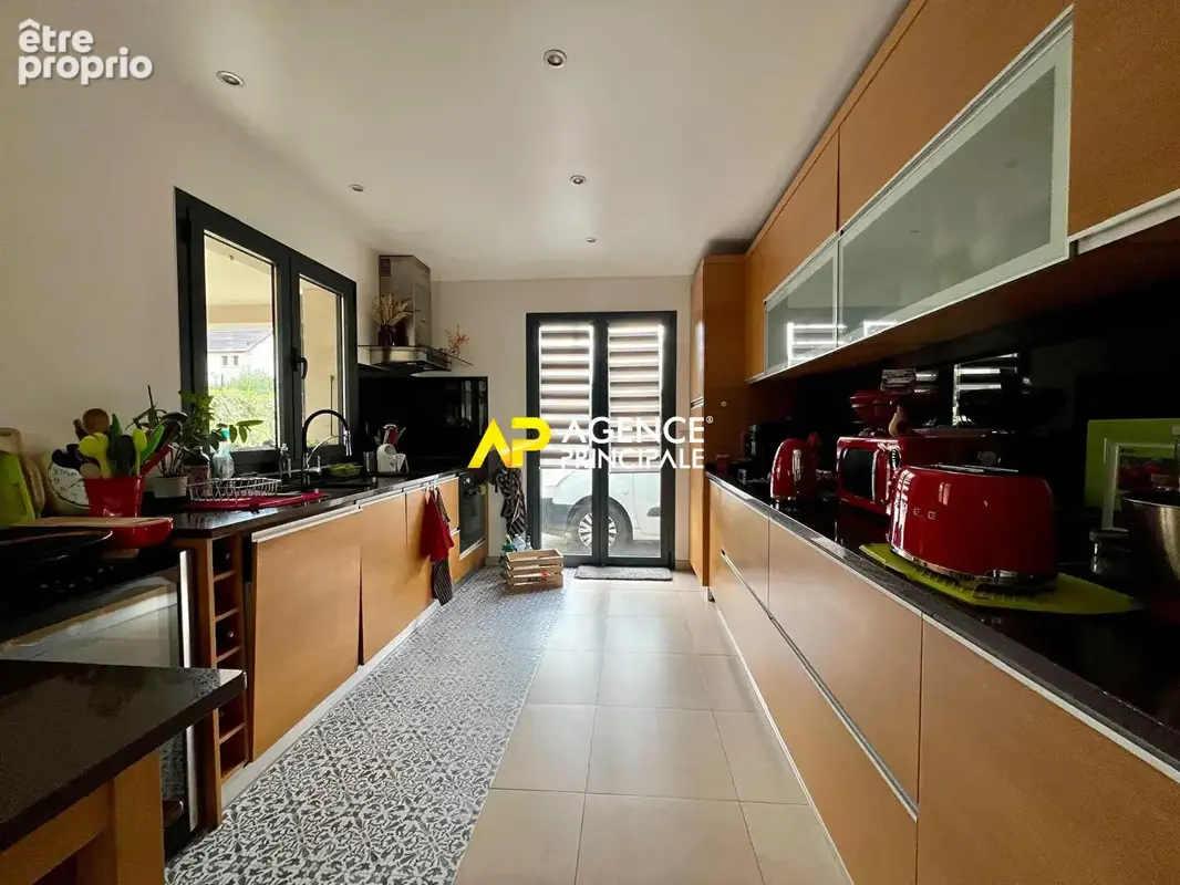 Sartrouville - Les Richebourgs - Maison 6 pièces 112 m2 - photo 4