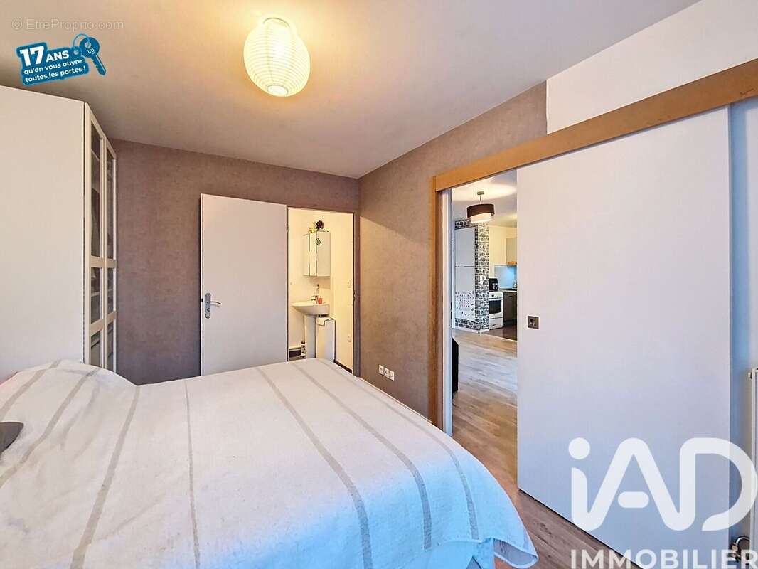 Photo 6 - Appartement à SAINT-DENIS