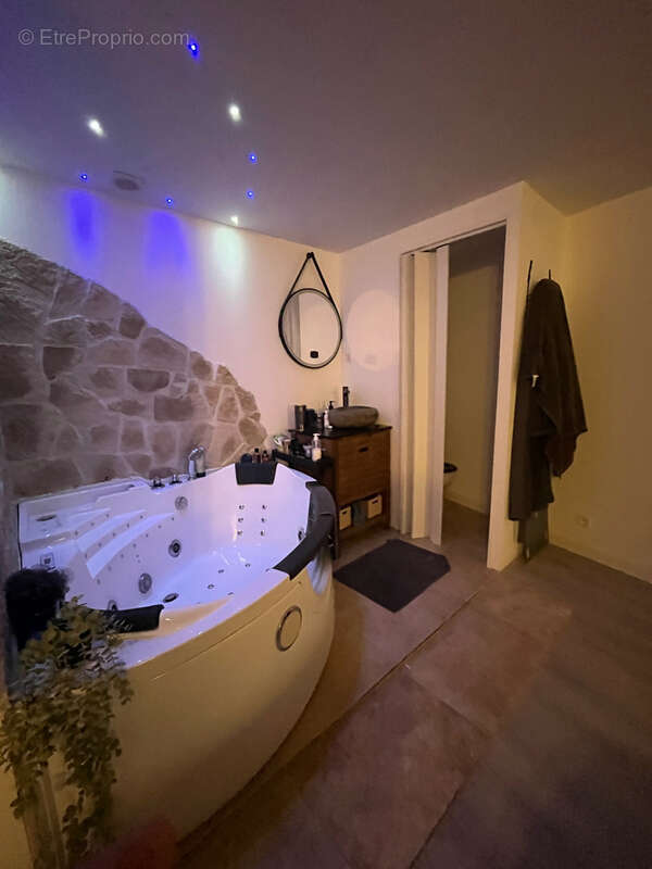 Maison à LA VALETTE-DU-VAR