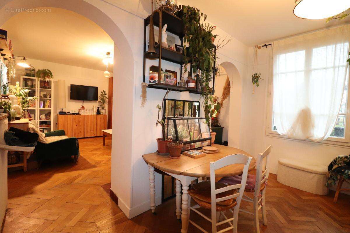 Appartement à ATHIS-MONS