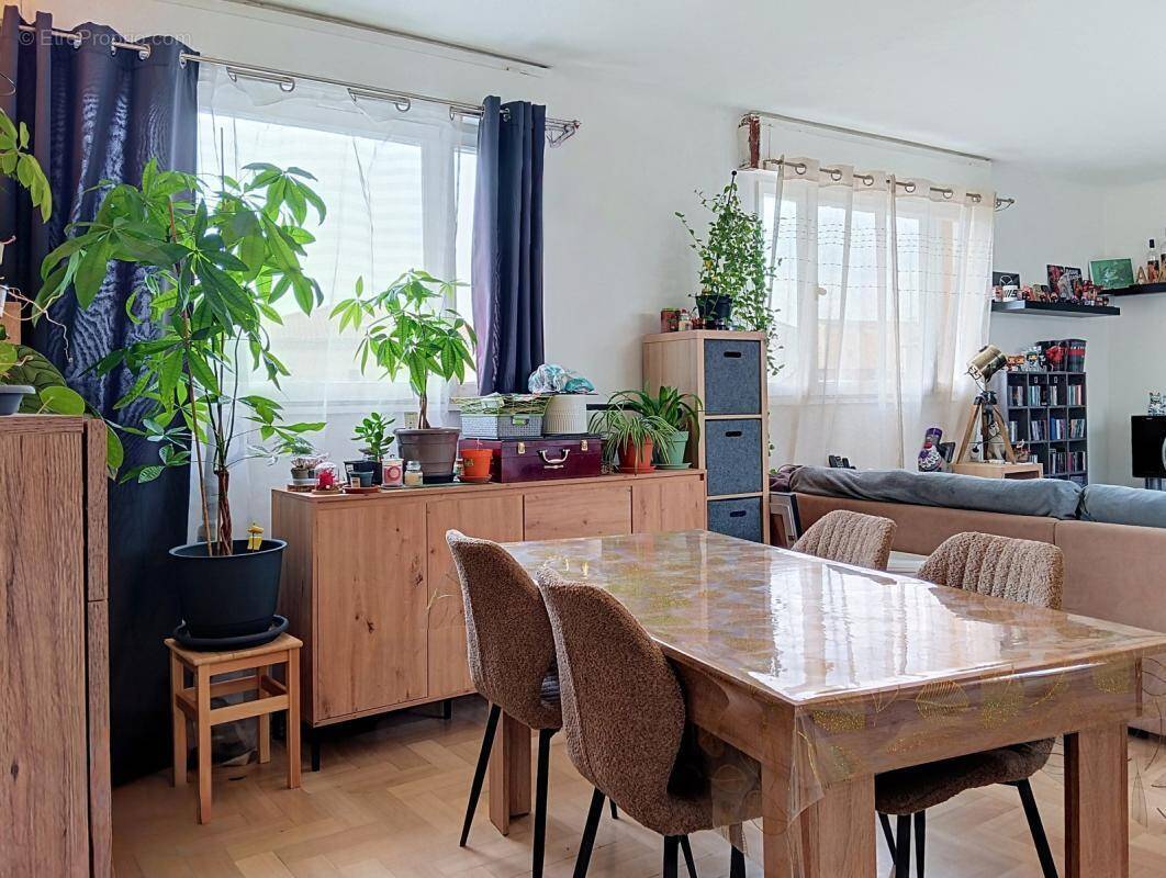 Appartement à LE PONTET