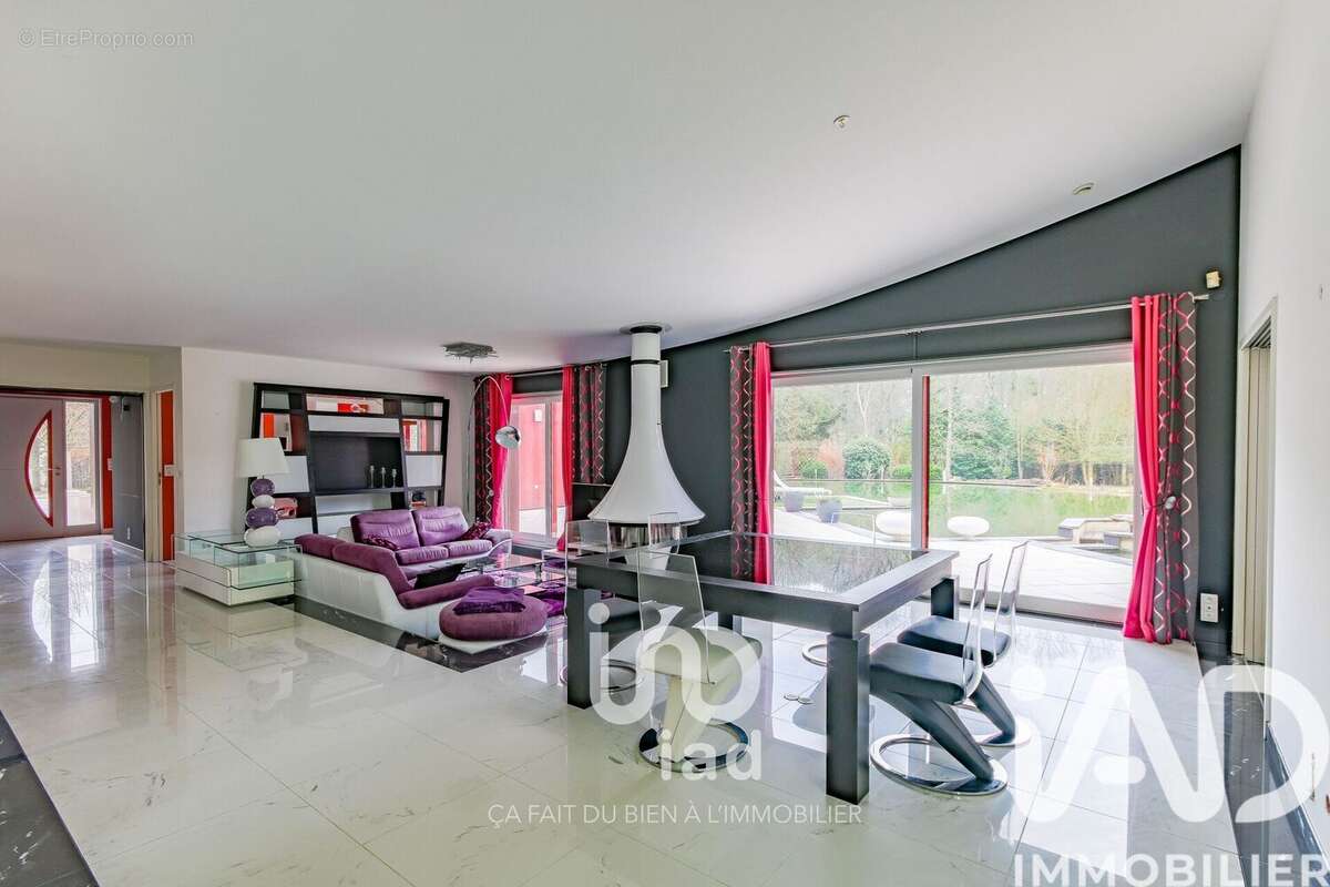 Maison 367 m² à Auffreville-Brasseuil  - photo 3
