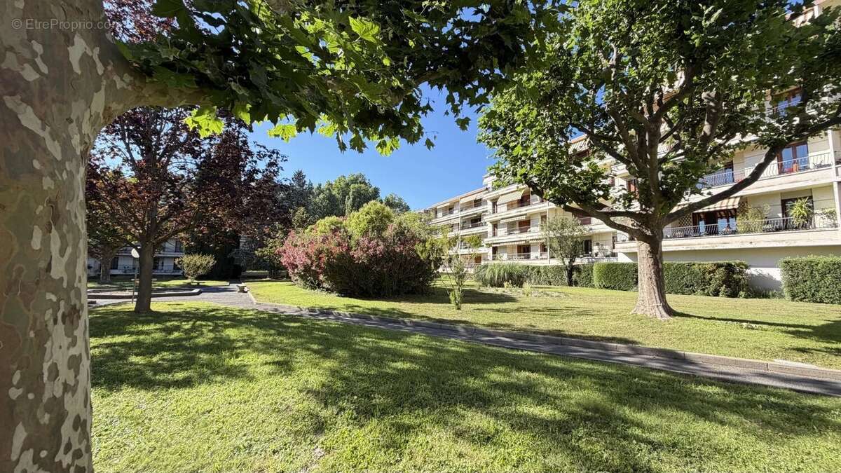 Appartement à AIX-EN-PROVENCE