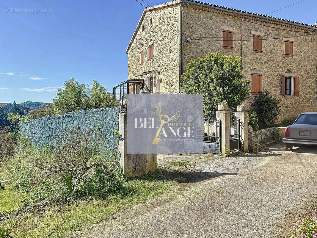 Maison à SAINT-PAUL-LE-JEUNE