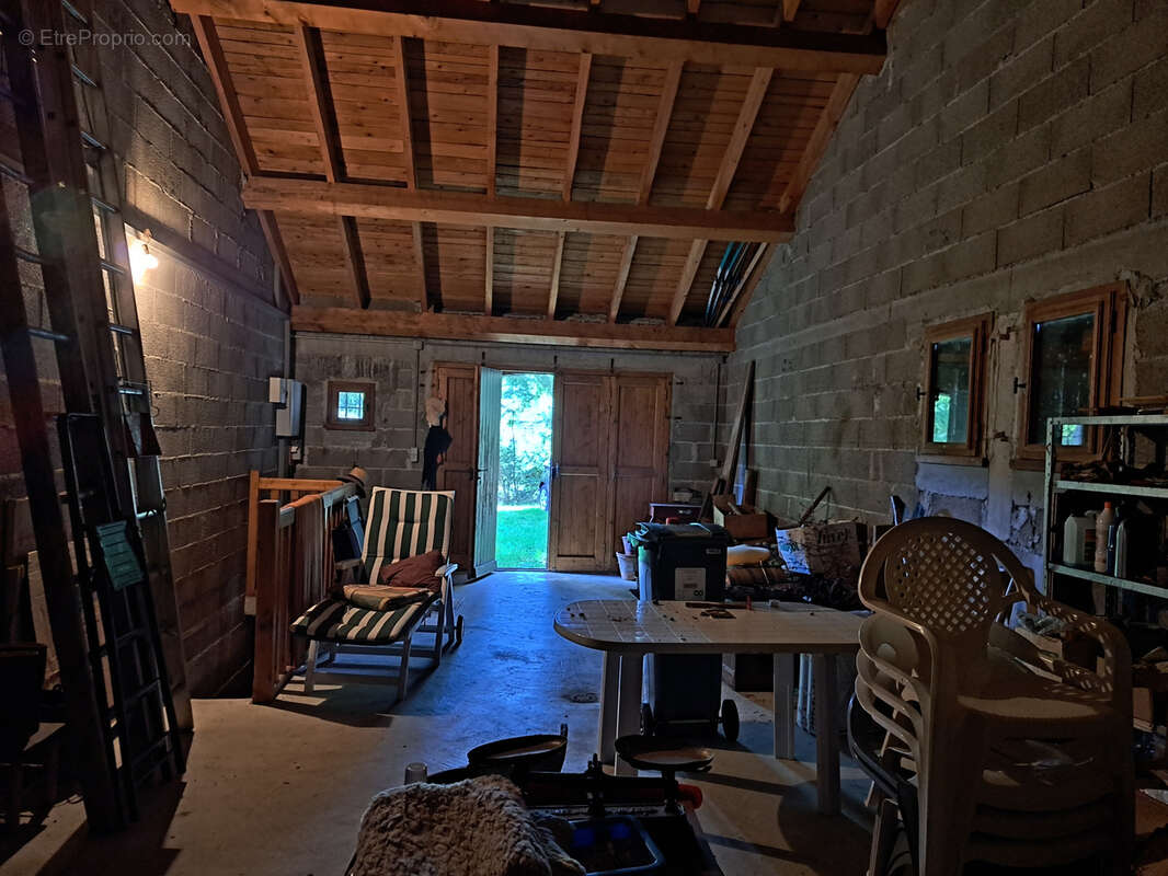 Maison à LE CHAMBON-SUR-LIGNON