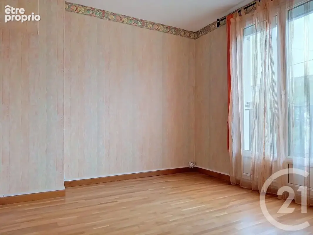Maison 5 pièces 98 m² à vendre à Chalons-En-Champagne (51000) - photo 8