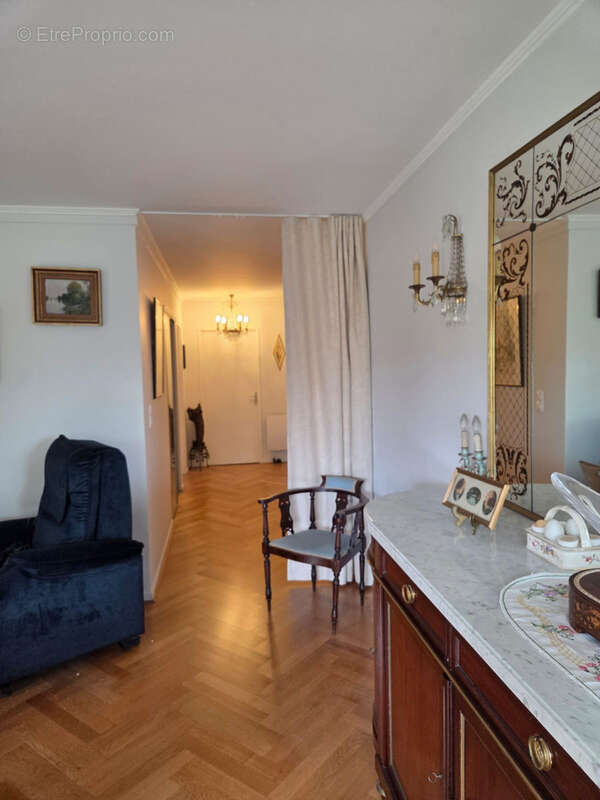 Appartement à NOGENT-SUR-MARNE