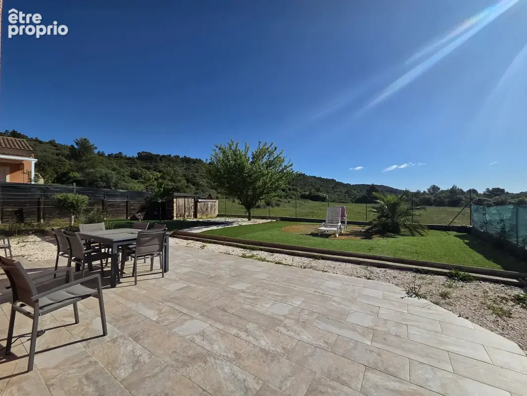 Villa T4 récente 98 m2 - Terrain 599 m2 piscinable - Garage - Vue campagne - photo 6
