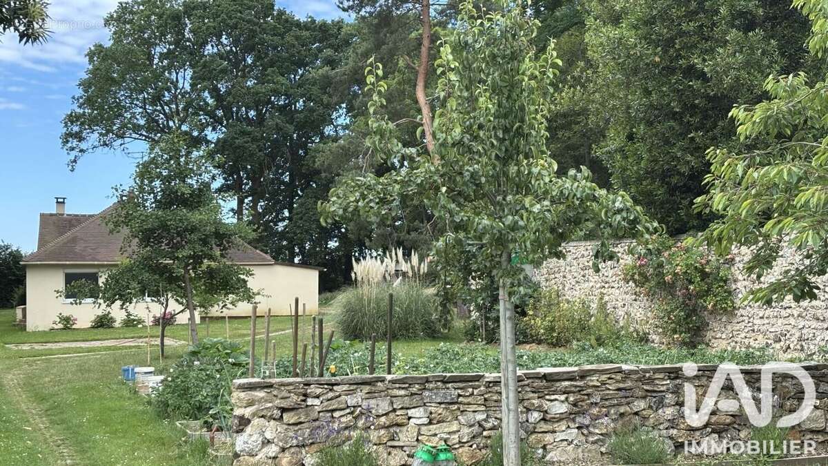 Maison 110 m² à Fontaine-Sous-Jouy  - photo 8