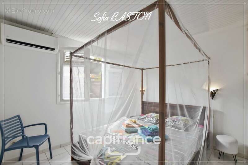 Maison à LES TROIS-ILETS