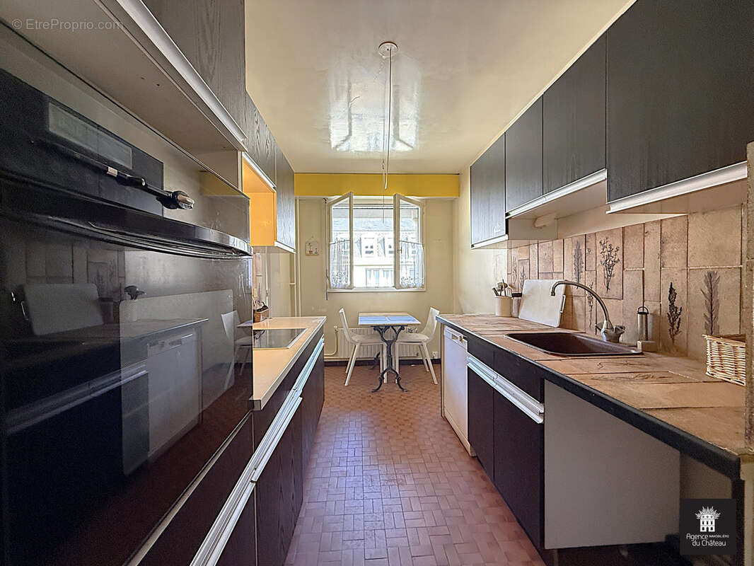 Appartement à VERSAILLES