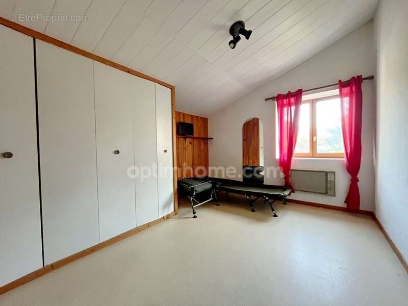 Maison à SAINT-LAURENT-DE-MURE