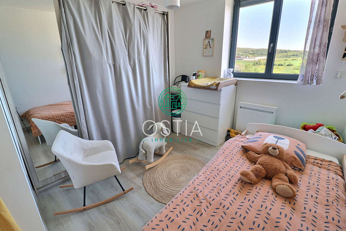 Appartement à GENILAC