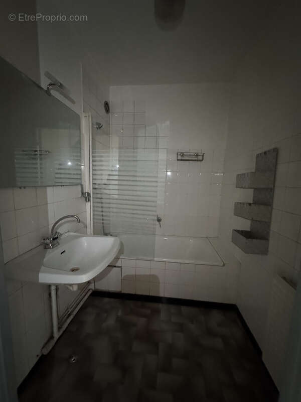 Appartement à SAINT-ETIENNE