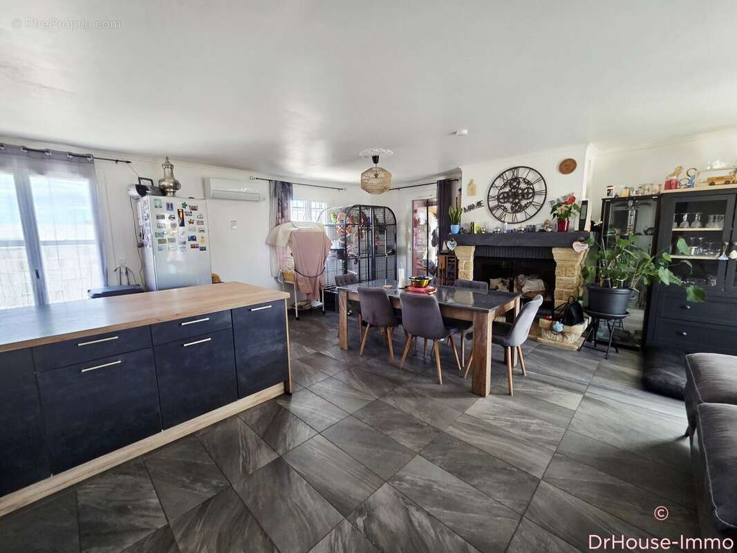 Maison 104 m² à Saint-Nazaire-D'aude  - photo 5
