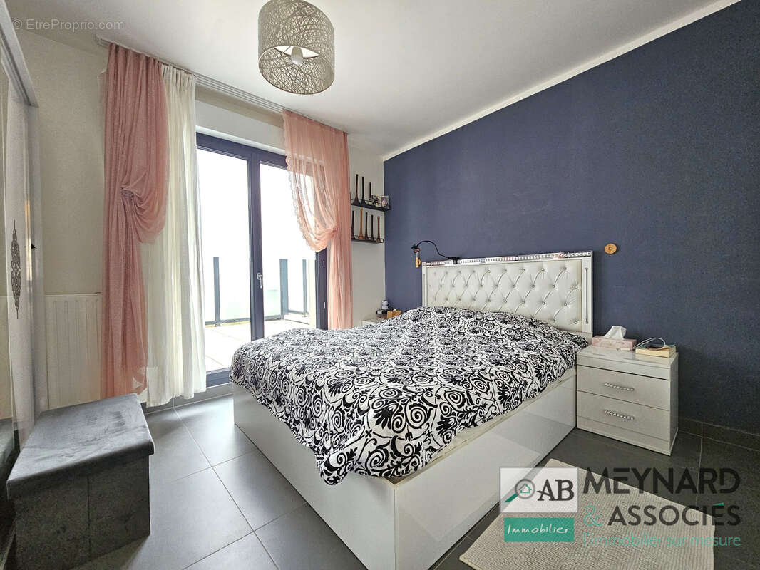 Appartement à TORCY