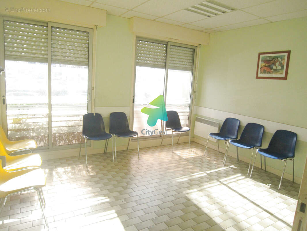 Commerce à NARBONNE