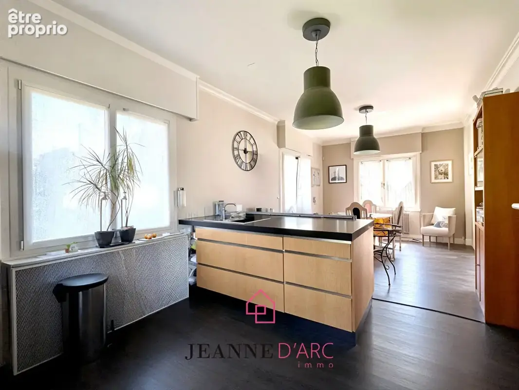 Bois-Guillaume - Maison familiale 7P - Jardin - Garage - Sous-sol - photo 5