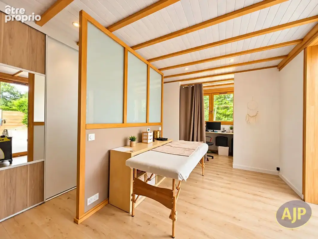 REZÉ - Maison 4 chambres - photo 9