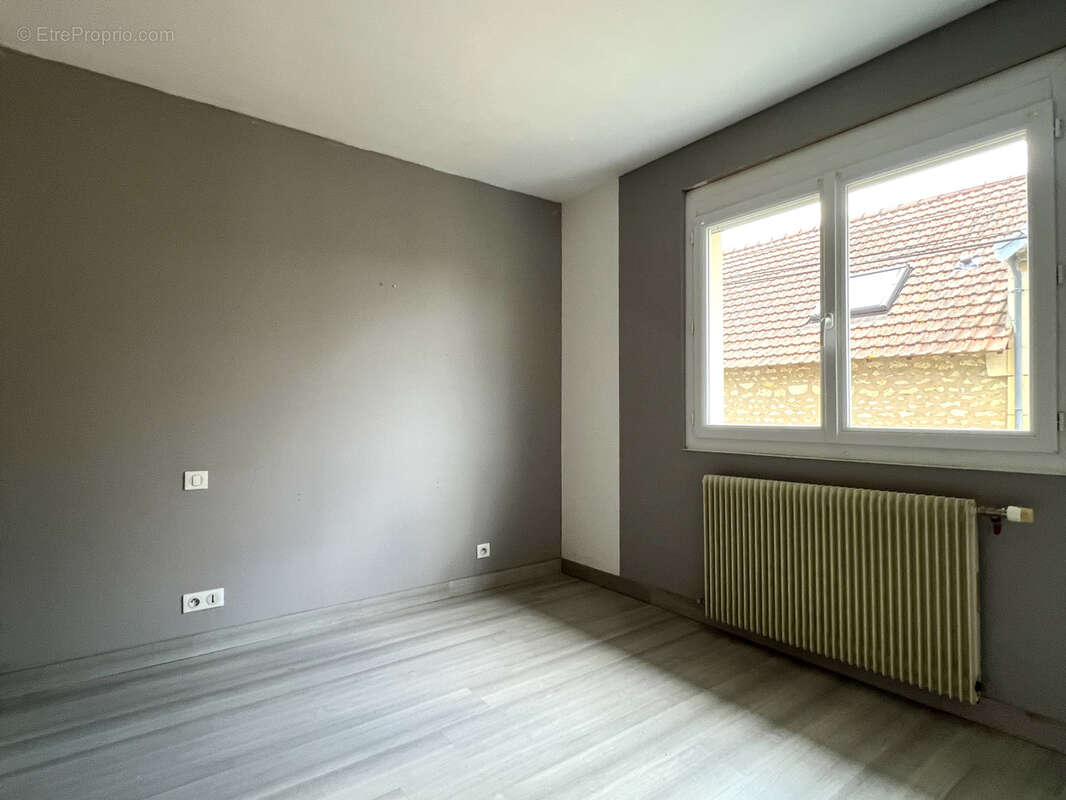 Maison à NAINTRE