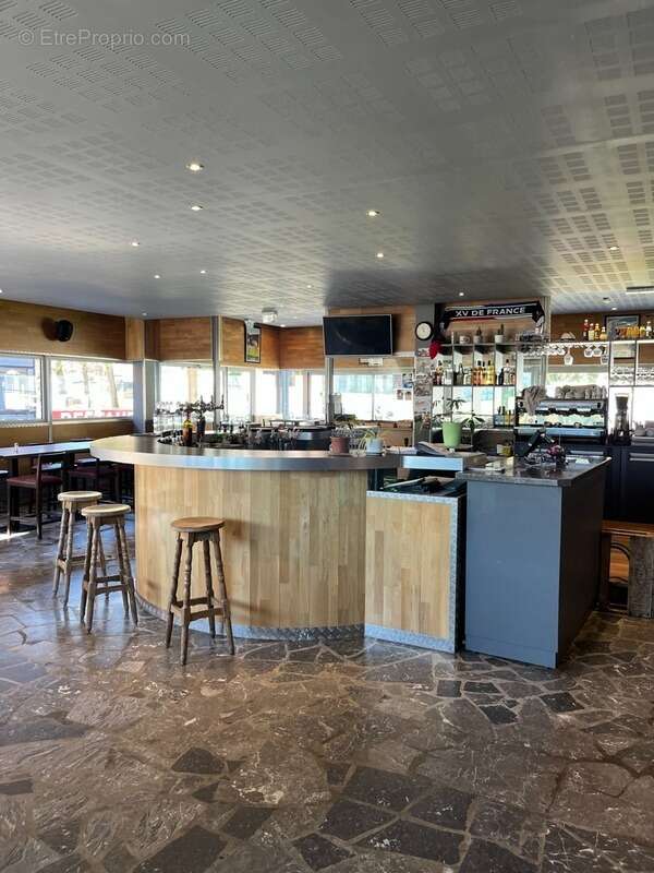 Commerce à BAGNERES-DE-BIGORRE