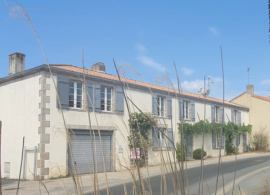 Maison à BEAUREPAIRE