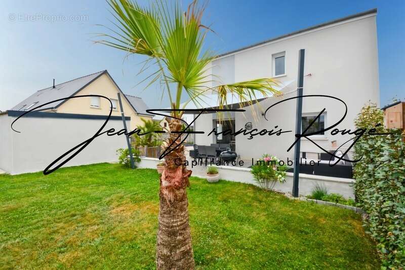 Maison à SAINT-GERMAIN-SUR-AY