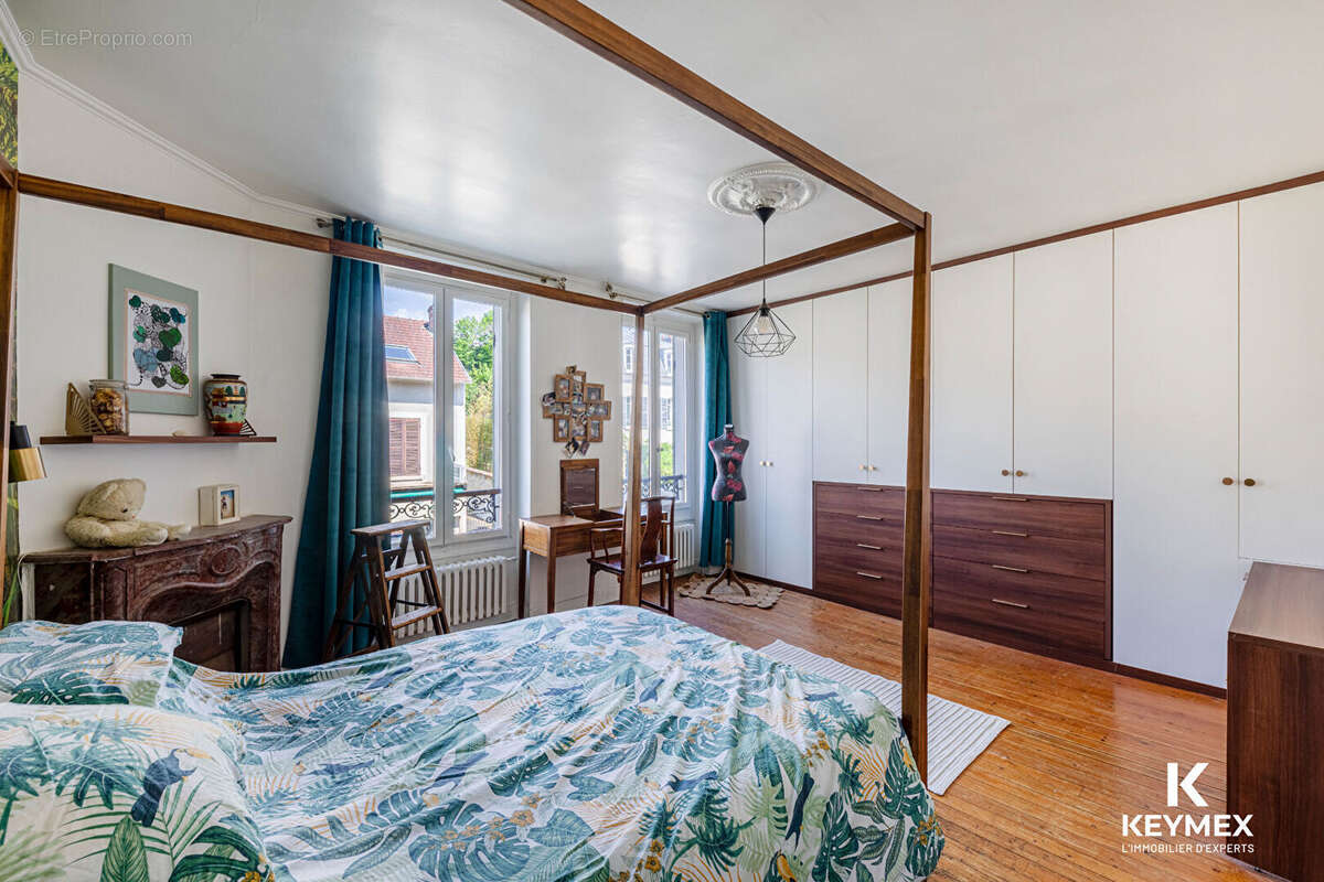 Maison à MERY-SUR-OISE