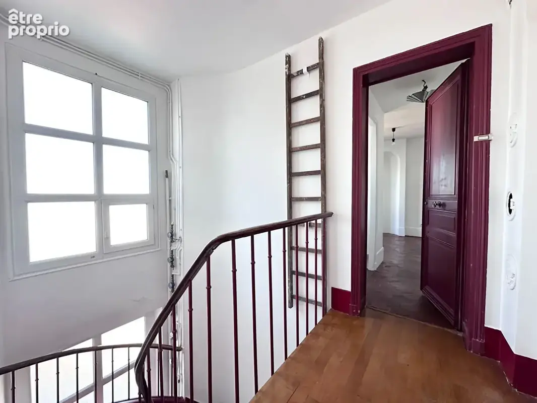 Marx dormoy, 2 pièces de charme au 5ème et dernier étage - photo 11