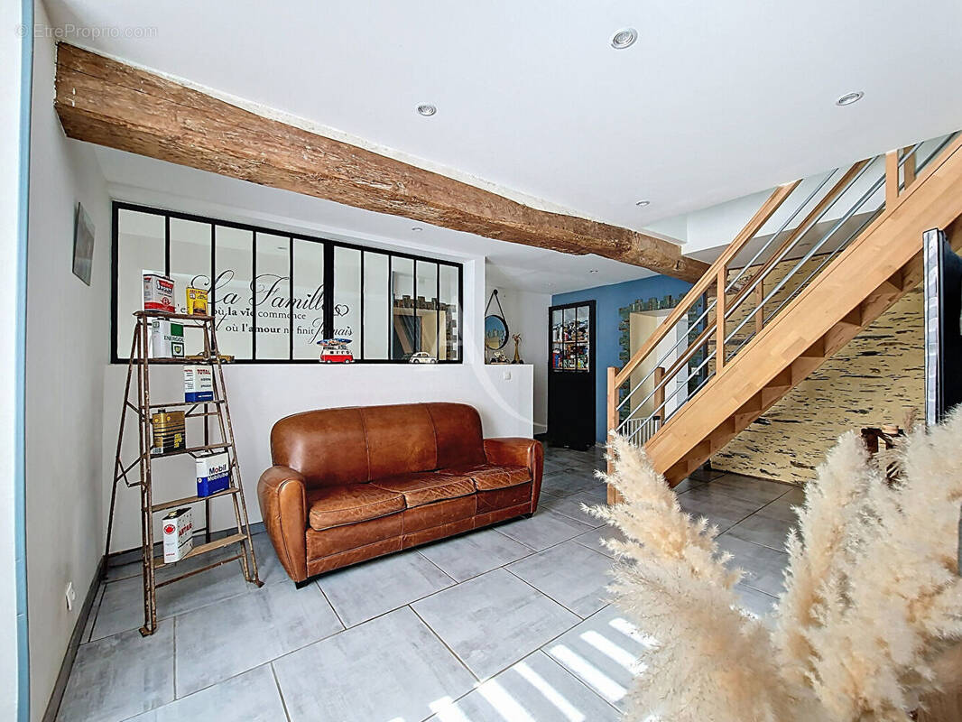 Maison à CHAMBELLAY