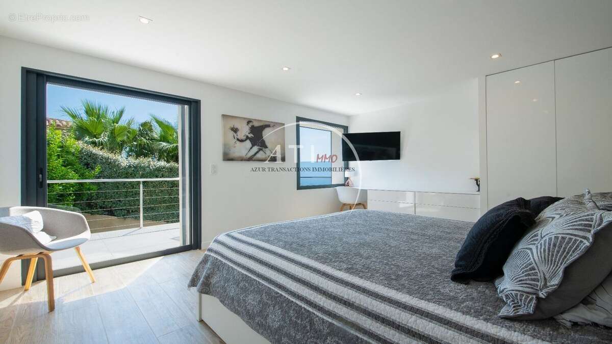 Maison 271 m² à Sainte-Maxime  - photo 8