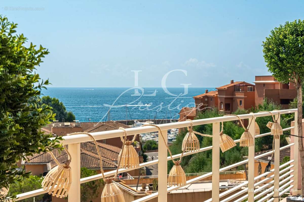 Appartement à MANDELIEU-LA-NAPOULE