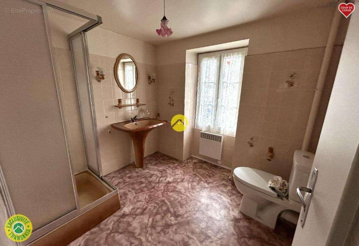Maison de village et grange - photo 8