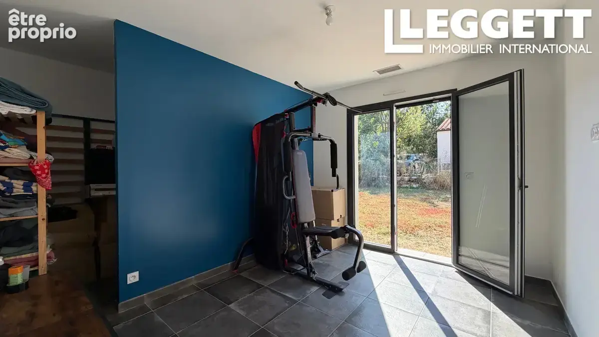 Maison contemporaine de plain-pied dans un hameau recherché près de Vinça - photo 9