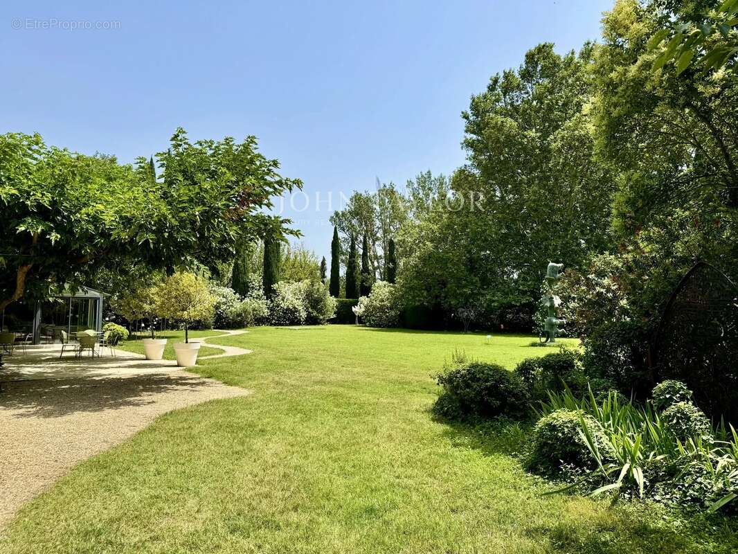 Vente bastide authentique du XVIe siècle – Cœur du Port de Sorgues - photo 7