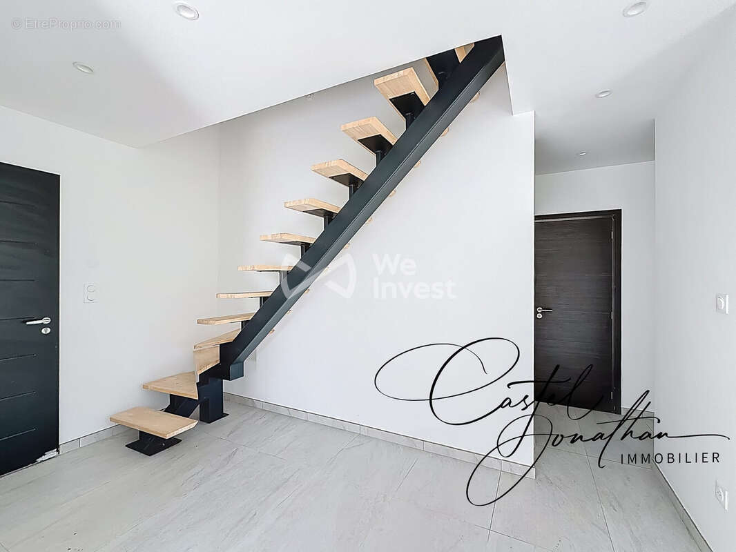 Maison 110 m² à Saint-Rambert-D'albon  - photo 7