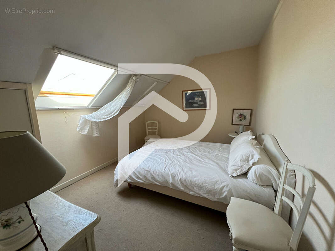 Maison à COIGNIERES