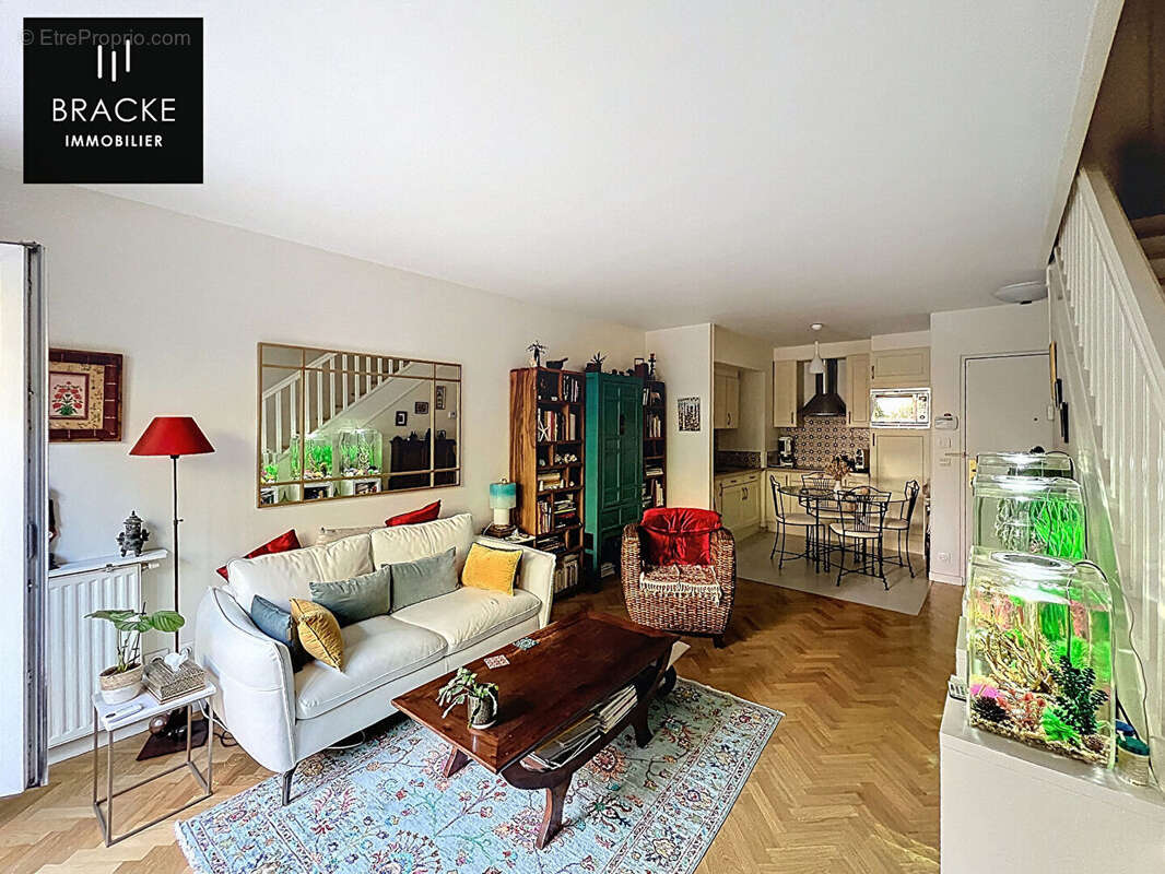 Appartement à COURBEVOIE