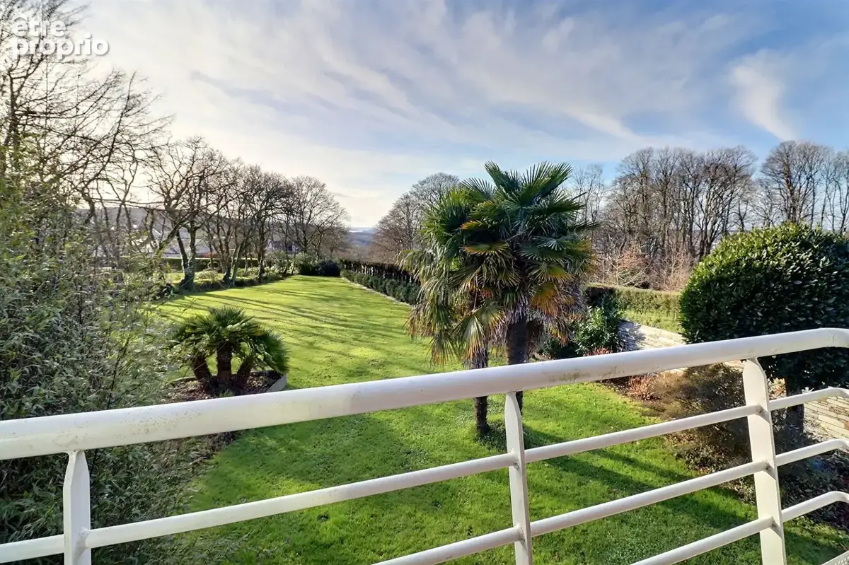 A vendre landerneau maison de 223 m2  5 chambres  sur terrain de 2250 m2 - photo 10