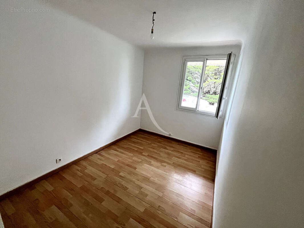 Appartement 3 pièces 51.57 m2 traversant parking et cave! - photo 5