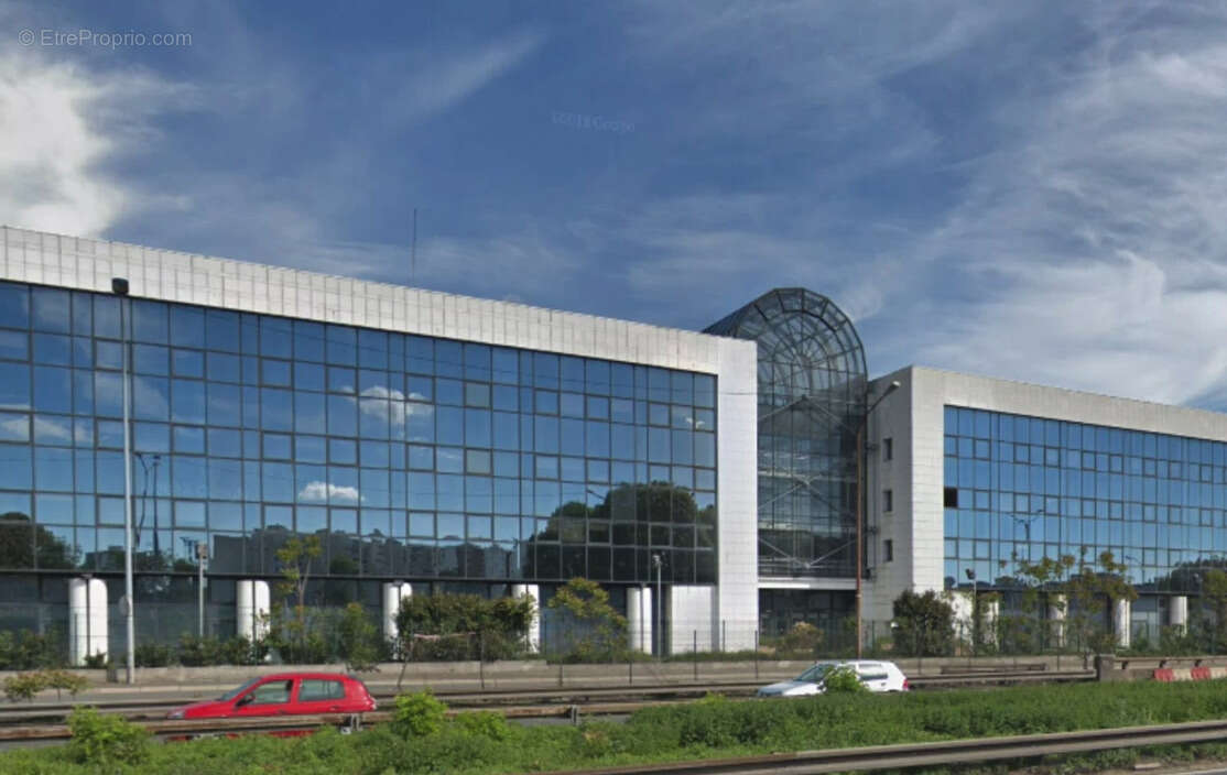 Commerce à COLOMBES