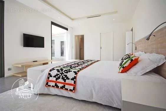 Maison à CASTELGINEST