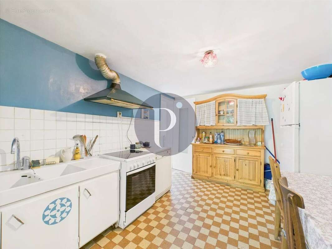 Maison à VERRIERES-LE-BUISSON