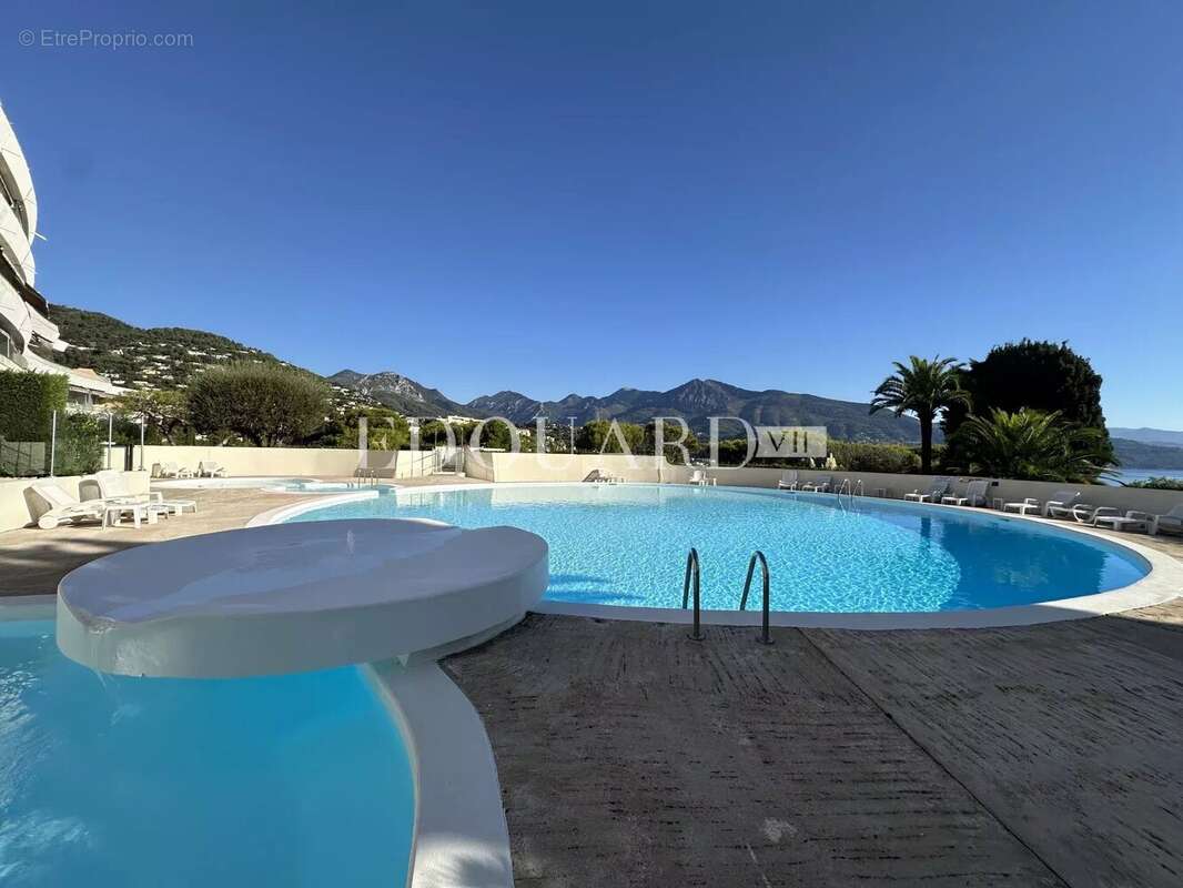 Appartement à ROQUEBRUNE-CAP-MARTIN