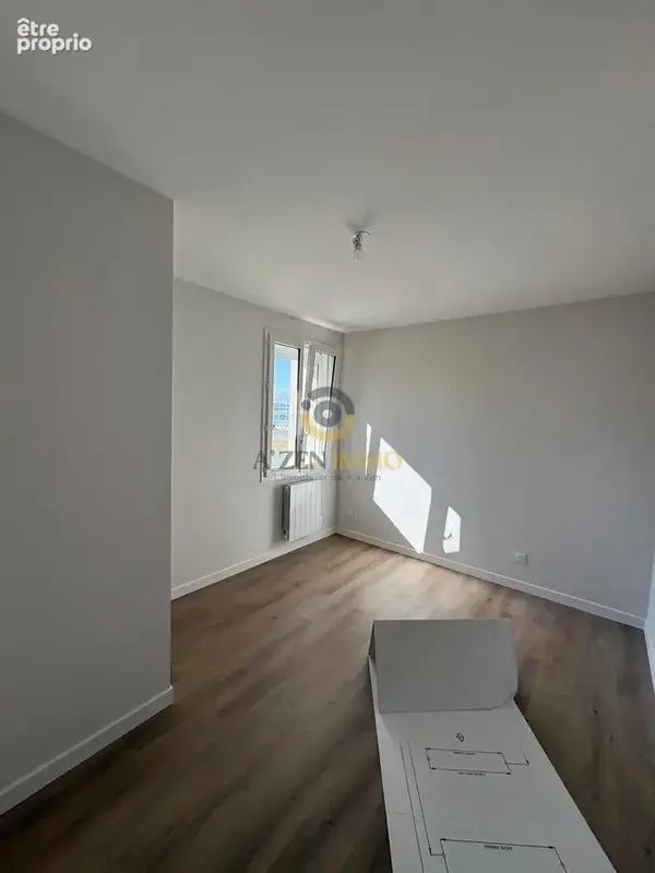 Maison 59 m² à Bressuire  - photo 2
