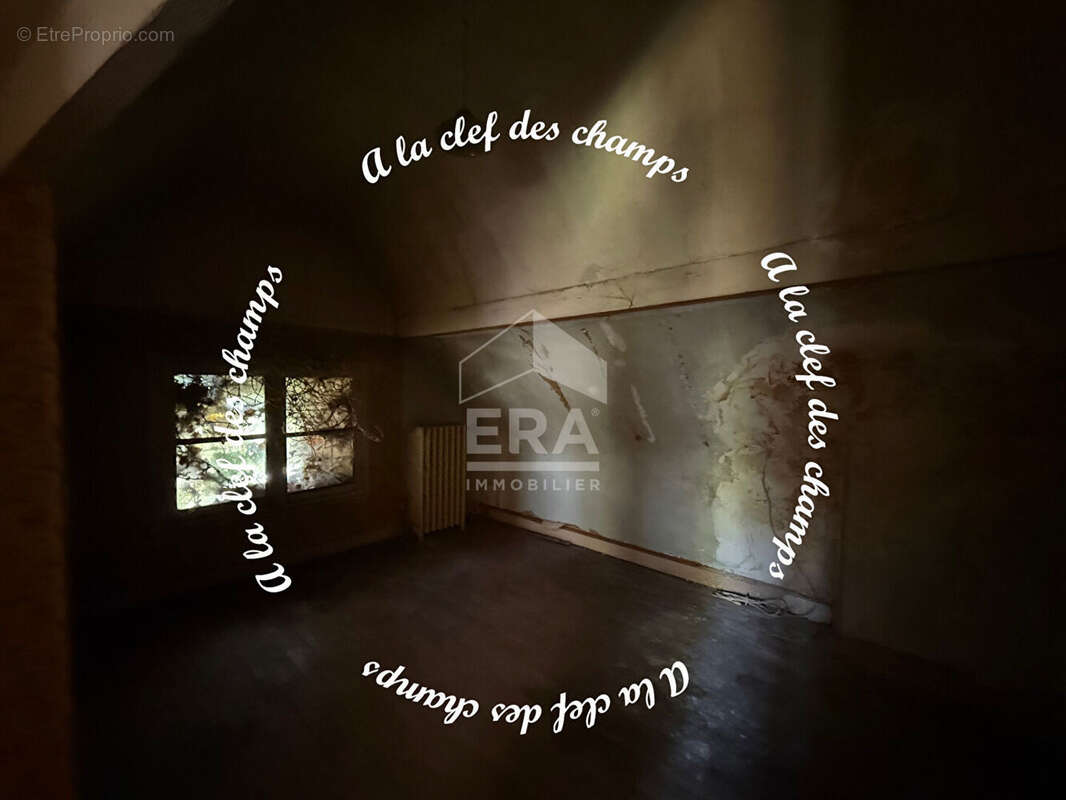 Maison à SAINT-REMY-LES-CHEVREUSE