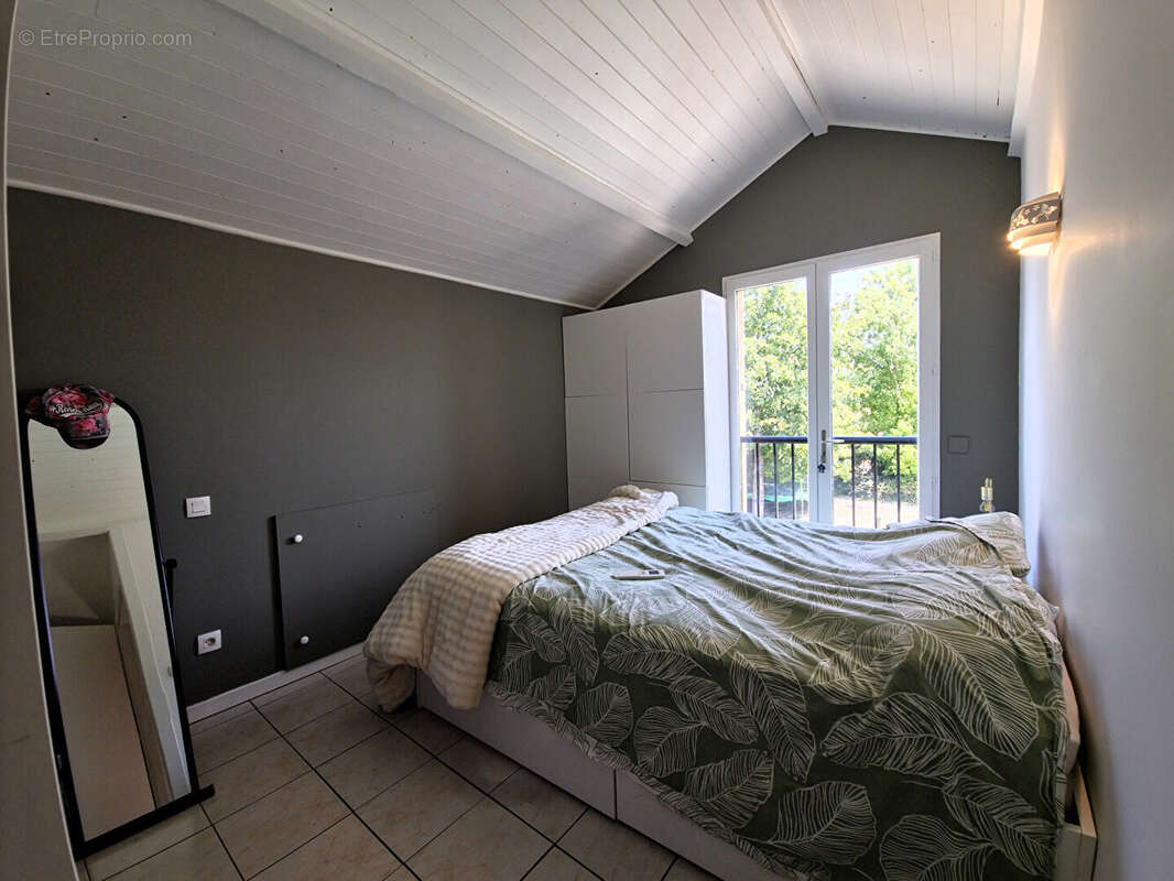 Maison familiale avec 3 chambres et jardin intimiste, proche commerces à Lavernose-Lacasse - photo 8