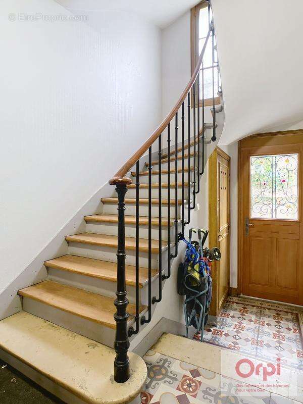 Appartement à ISSY-LES-MOULINEAUX